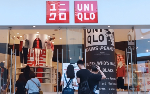 Thương hiệu Uniqlo công bố lợi nhuận 6 tháng tăng đến 23%