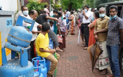 Khủng hoảng kinh tế đẩy Sri Lanka vào cảnh vỡ nợ