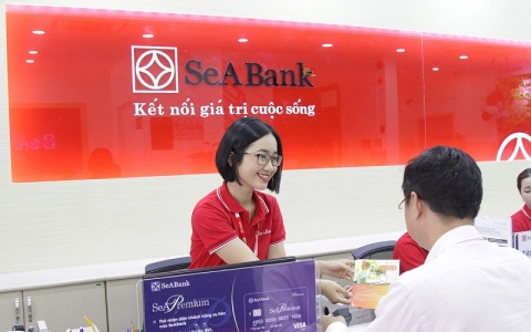 Chồng Phó Chủ tịch Thường trực HĐQT SeABank đăng ký mua 2 triệu cổ phiếu SSB