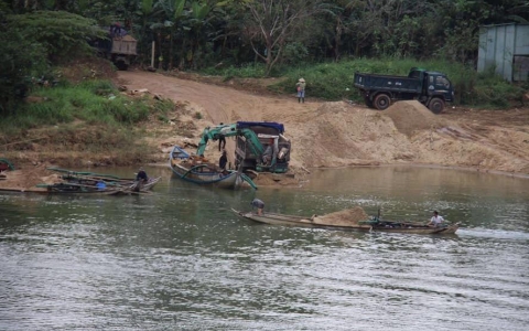 Quảng Ngãi sẽ đấu giá quyền khai thác 8 mỏ cát