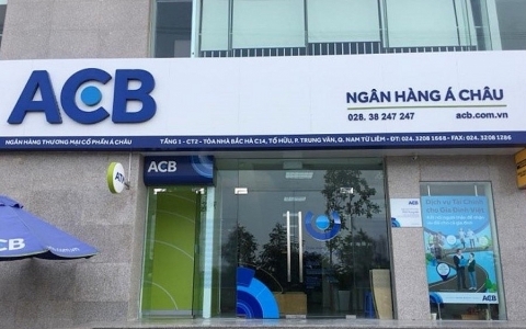 ACB niêm yết bổ sung thêm hơn 675 triệu cổ phiếu