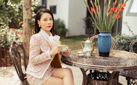 Từ make-up artist thành đối tác kinh doanh cấp cao Công ty mỹ phẩm 