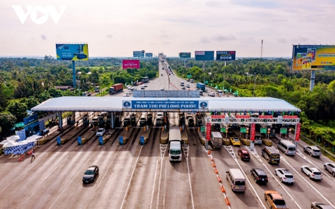 Lắp thêm làn thu phí không dừng ETC trên cao tốc TP.HCM-Long Thành-Dầu Giây