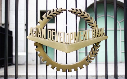 ADB: Lần đầu sau hơn 30 năm, tăng trưởng nhóm quốc gia đang phát triển châu Á vượt Trung Quốc