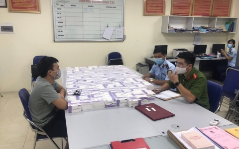 Hà Nội: Phát hiện số lượng lớn test thử Covid-19 nhập lậu và khẩu trang 3M giả