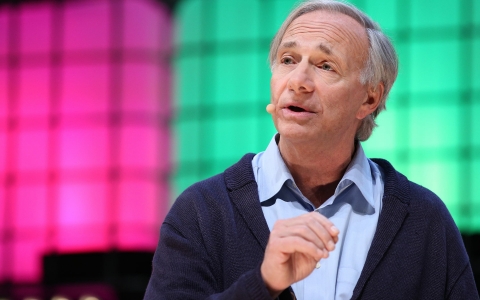 Ray Dalio, ‘ông trùm’ đầu cơ thích vàng hơn Bitcoin