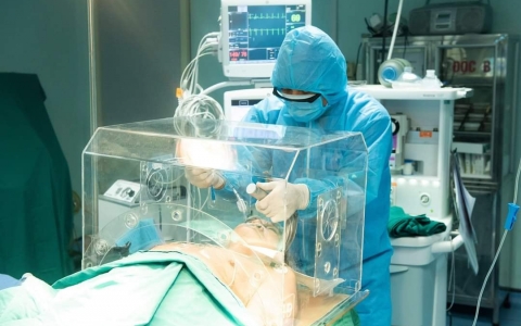 Hà Nội thông tin về 3 trường hợp tử vong do COVID-19