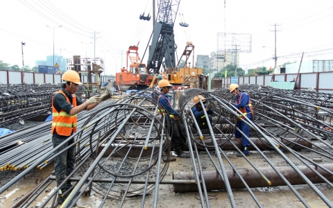 Giải ngân đầu tư công 'ì ạch', Thủ tướng yêu cầu đẩy nhanh tiến độ