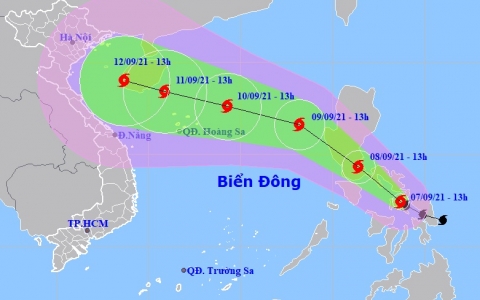 Xuất hiện bão mạnh gần Biển Đông, dự báo càng vào gần bờ càng mạnh lên