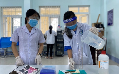 Danh sách các trường đại học cho phép sinh viên đến trường học trực tiếp
