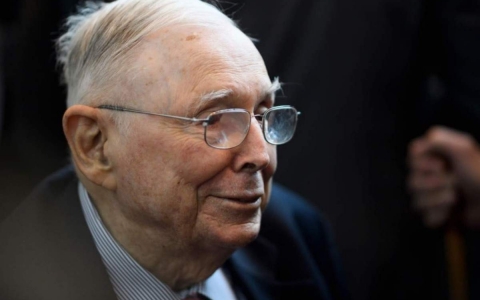 Tỷ phú Charlie Munger: Trung Quốc đã đúng khi cấm tiền ảo