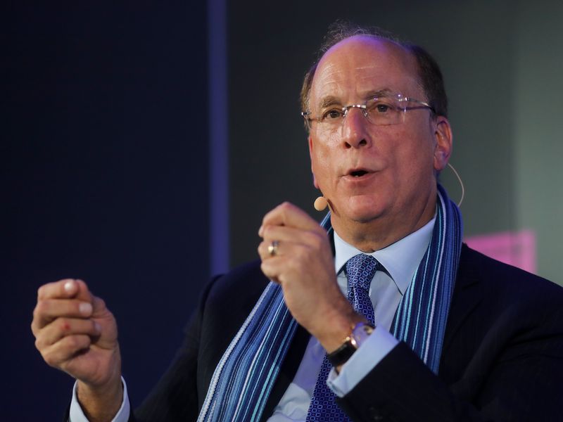 Larry-fink-bitcoin