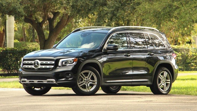 Một số lượng lớn xe của hãng Mercedes-Benz buộc phải triệu hồi vì lỗi