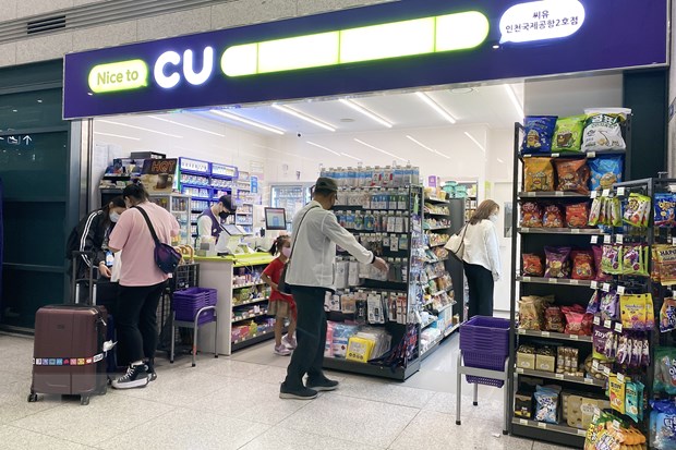 Một cửa hàng tiện lợi tại Hàn Quốc. (Ảnh: Anh Nguyên/TTXVN)