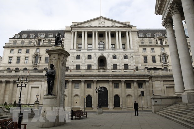 Quang cảnh Ngân hàng Trung ương Anh tại London. (Ảnh: AFP/TTXVN)