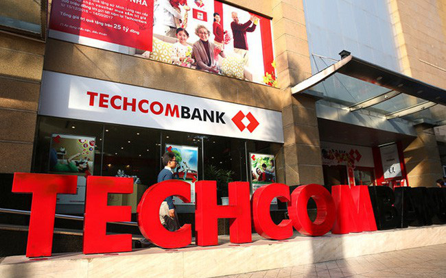 Techcombank dự định rót hơn 10.000 tỷ đồng vào TCBS 