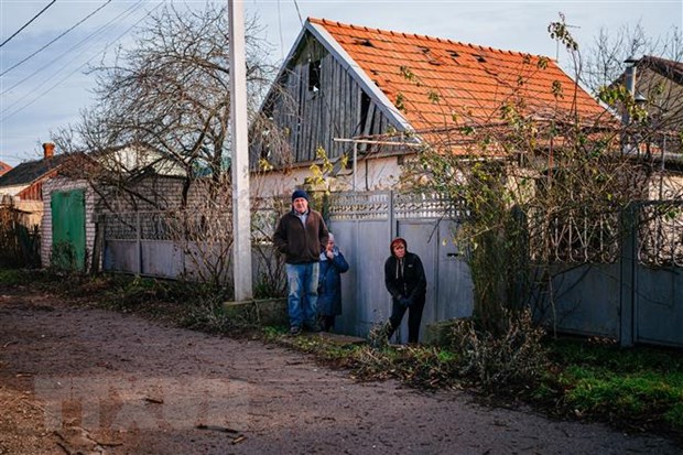 Người dân tại Kherson, Ukraine. (Ảnh: AFP/TTXVN)