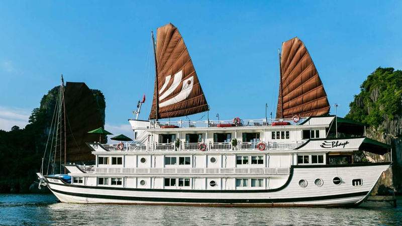 Du thuyền Nhây của Công ty TNHH Du thuyền Bhaya