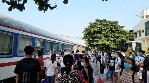 Tàu hỏa không đón trả khách tại ga Quảng Ninh và ga Hải Dương