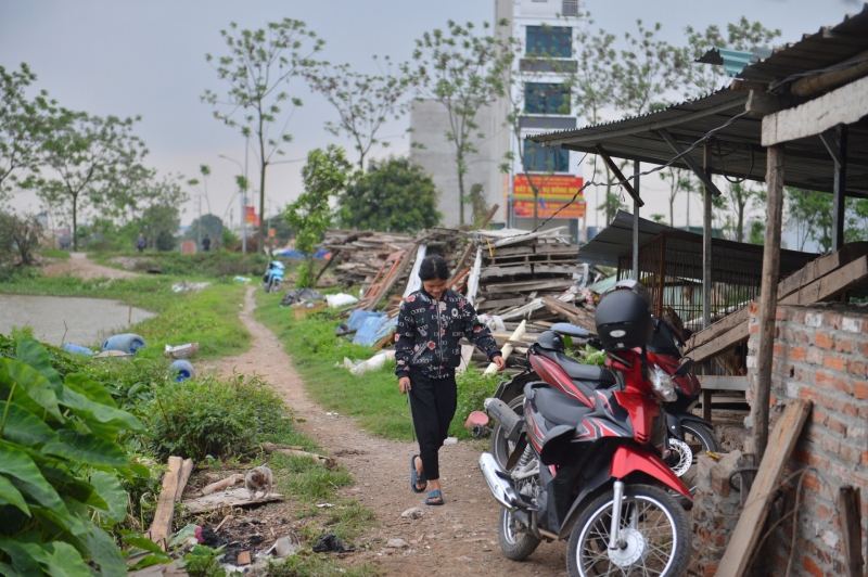 Đức con gái của chị Hải đang học lớp 7 nhưng không được tiếp tục đi học vì nhà không có điều kiện