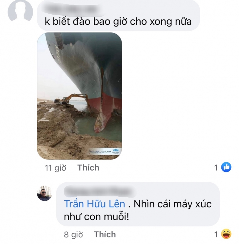 Hay có người lại so sánh chiếc máy xúc với tàu Ever Given như con muỗi