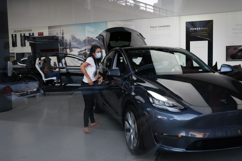 Khi Tesla cho biết họ đã mua 1,5 tỷ USD Bitcoin, tiền điện tử này đã tăng 16% chỉ trong một ngày