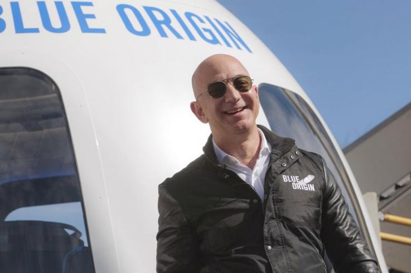 Tỷ phú Jeff Bezos