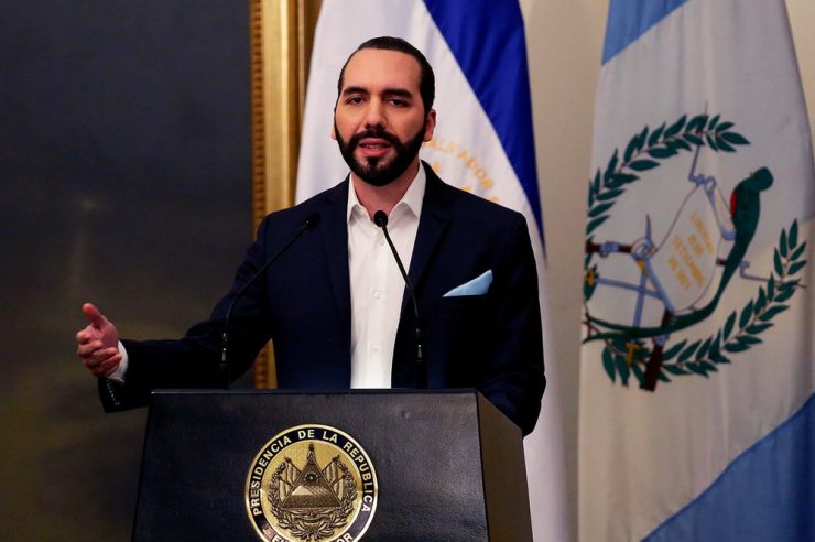 El Salvador trở thành quốc gia đầu tiên trên thế giới chấp nhận Bitcoin là đồng tiền hợp pháp