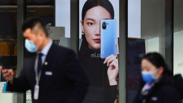 Vượt Apple, Xiaomi trở thành nhà sản xuất smartphone lớn thứ hai thế giới (Ảnh: CNBC)