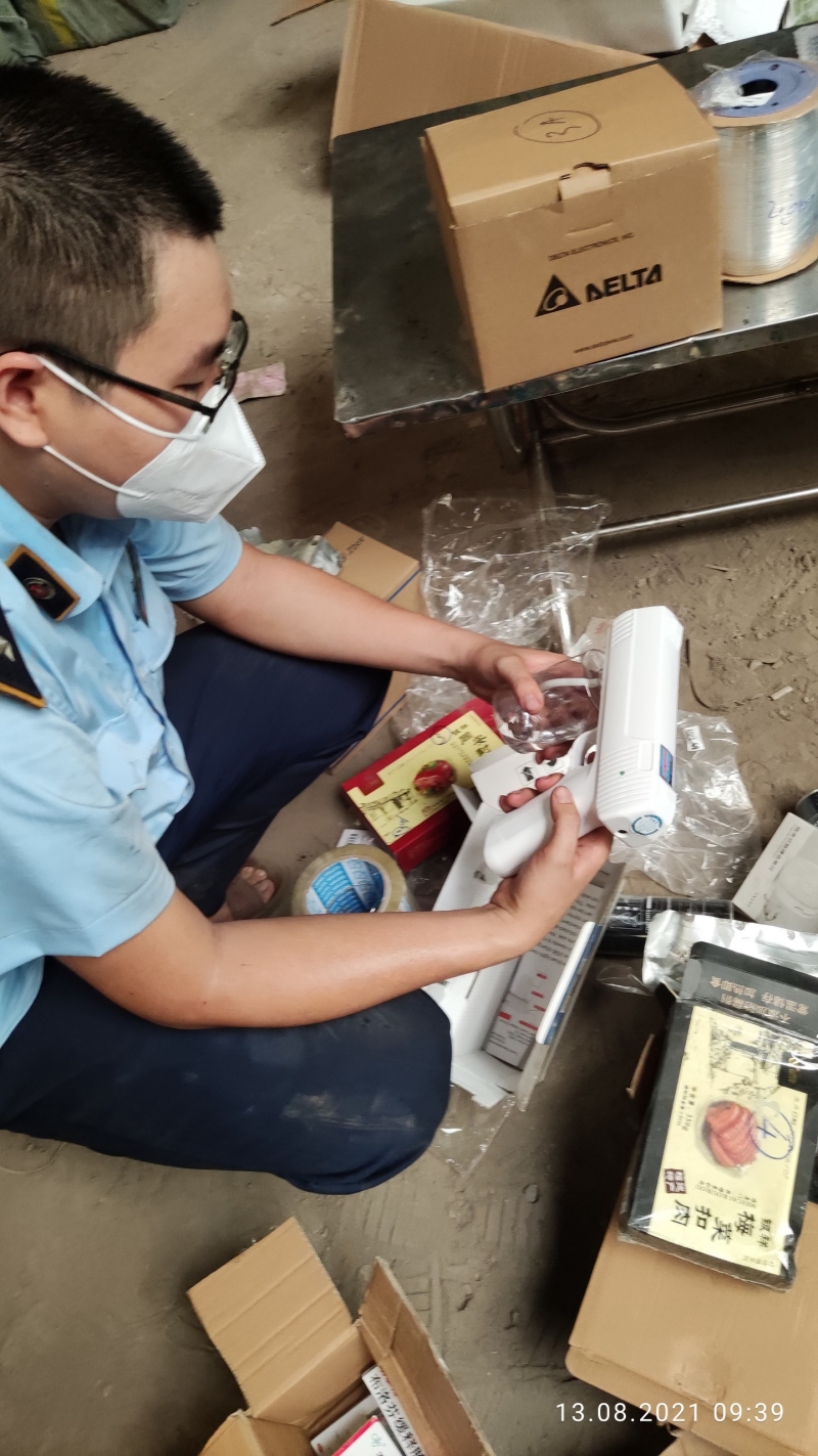 Hình ảnh hàng hóa thực tế có dấu hiệu vi phạm