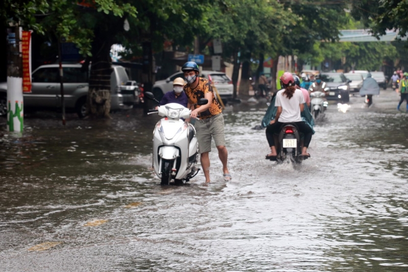 Bắc Bộ mưa dông 3 ngày liền