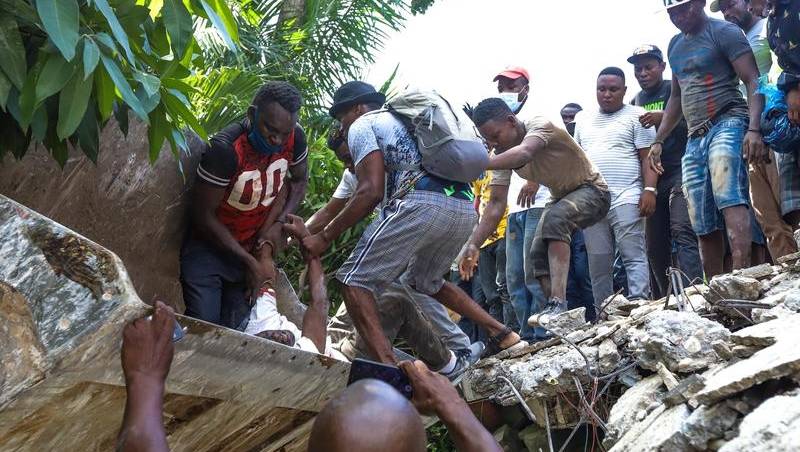 Ít nhất 304 người chết vì trận động đất mới đây ở Haiti