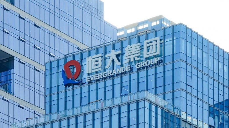 Evergrande là tập đoàn phát triển bất động sản hàng đầu Trung Quốc, nằm trong nhóm Global 500 – tức một trong những doanh nghiệp lớn nhất thế giới nếu tính theo doanh thu