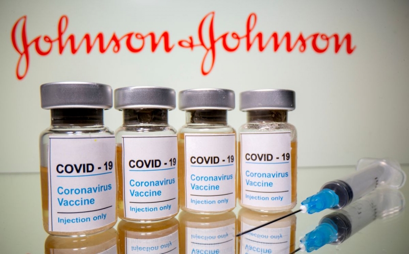 EU phát hiện vắc xin Johnson & Johnson liên quan tới chứng đông máu ở tĩnh mạch sâu (Ảnh: Reuters)