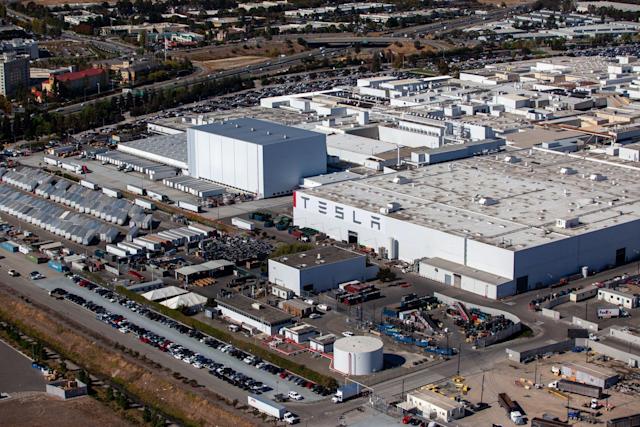 Lo nhân viên phải đi làm xa, Tesla 'dọn nhà' từ California sang Texas
