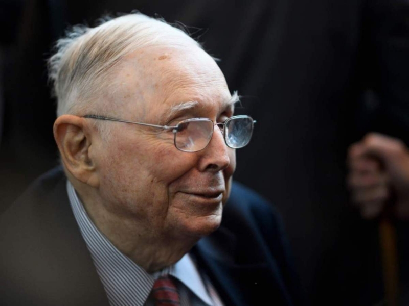 Tỷ phú Charlie Munger: Thị trường tài chính toàn cầu hiện còn 'điên rồ' hơn so với thời kỳ bong bóng dot-com